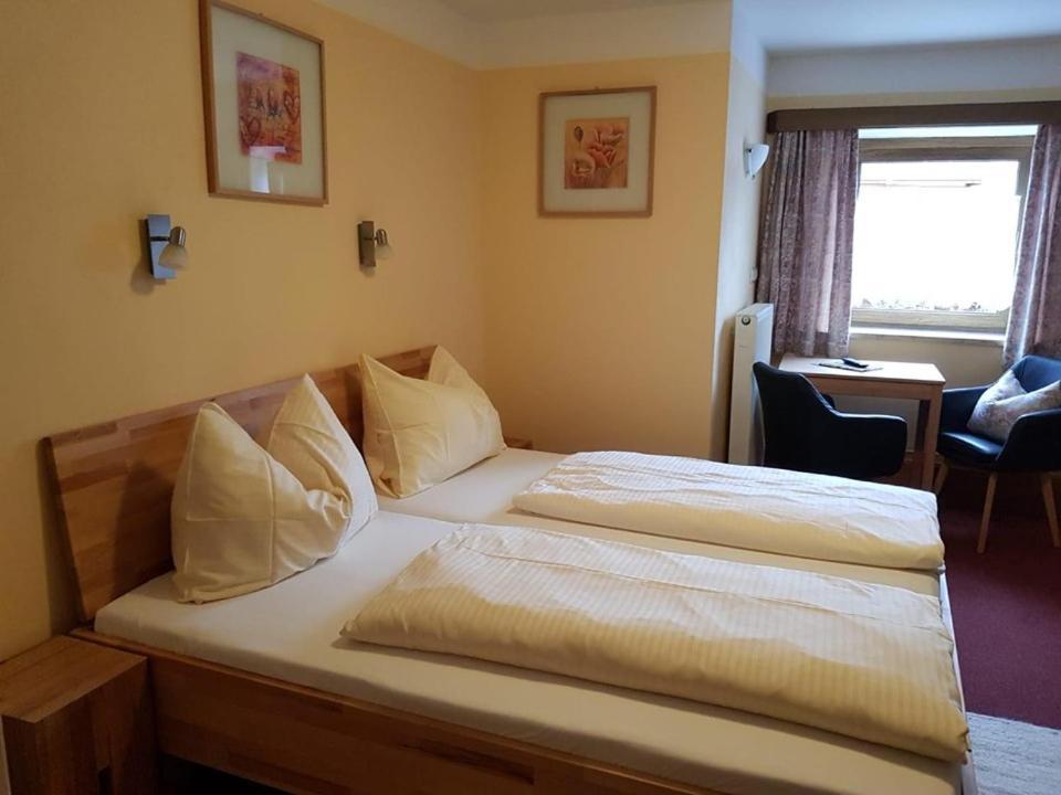 Hotel Garni Edelweiss Siegsdorf Dış mekan fotoğraf