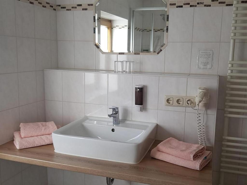 Hotel Garni Edelweiss Siegsdorf Dış mekan fotoğraf