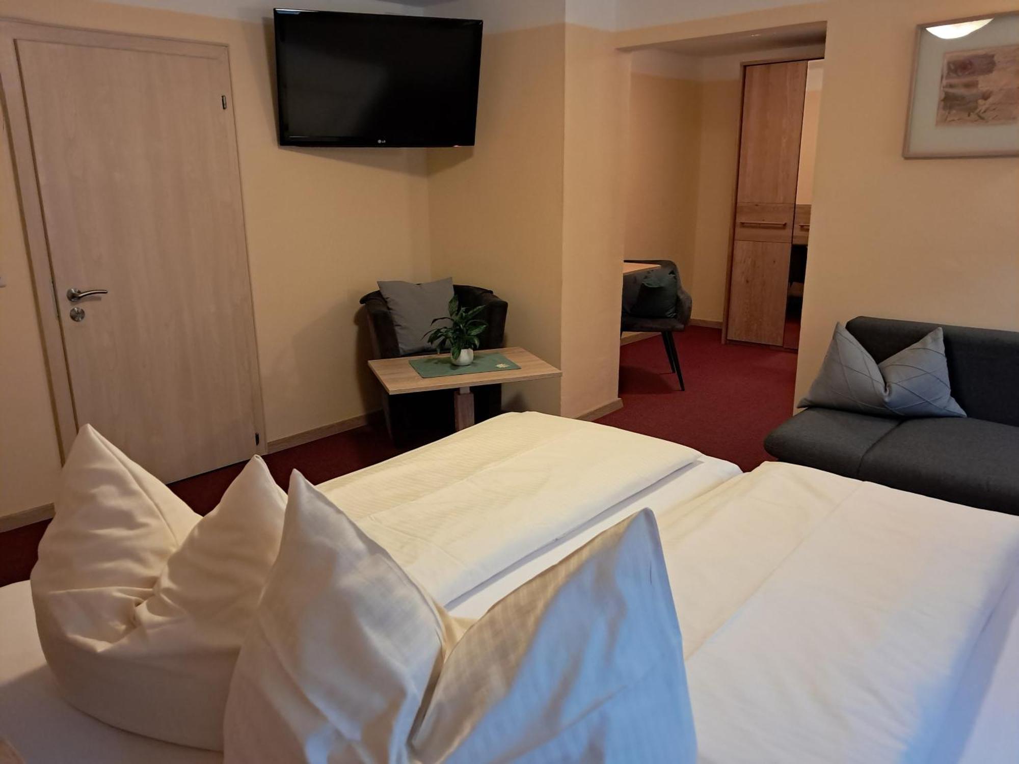 Hotel Garni Edelweiss Siegsdorf Dış mekan fotoğraf