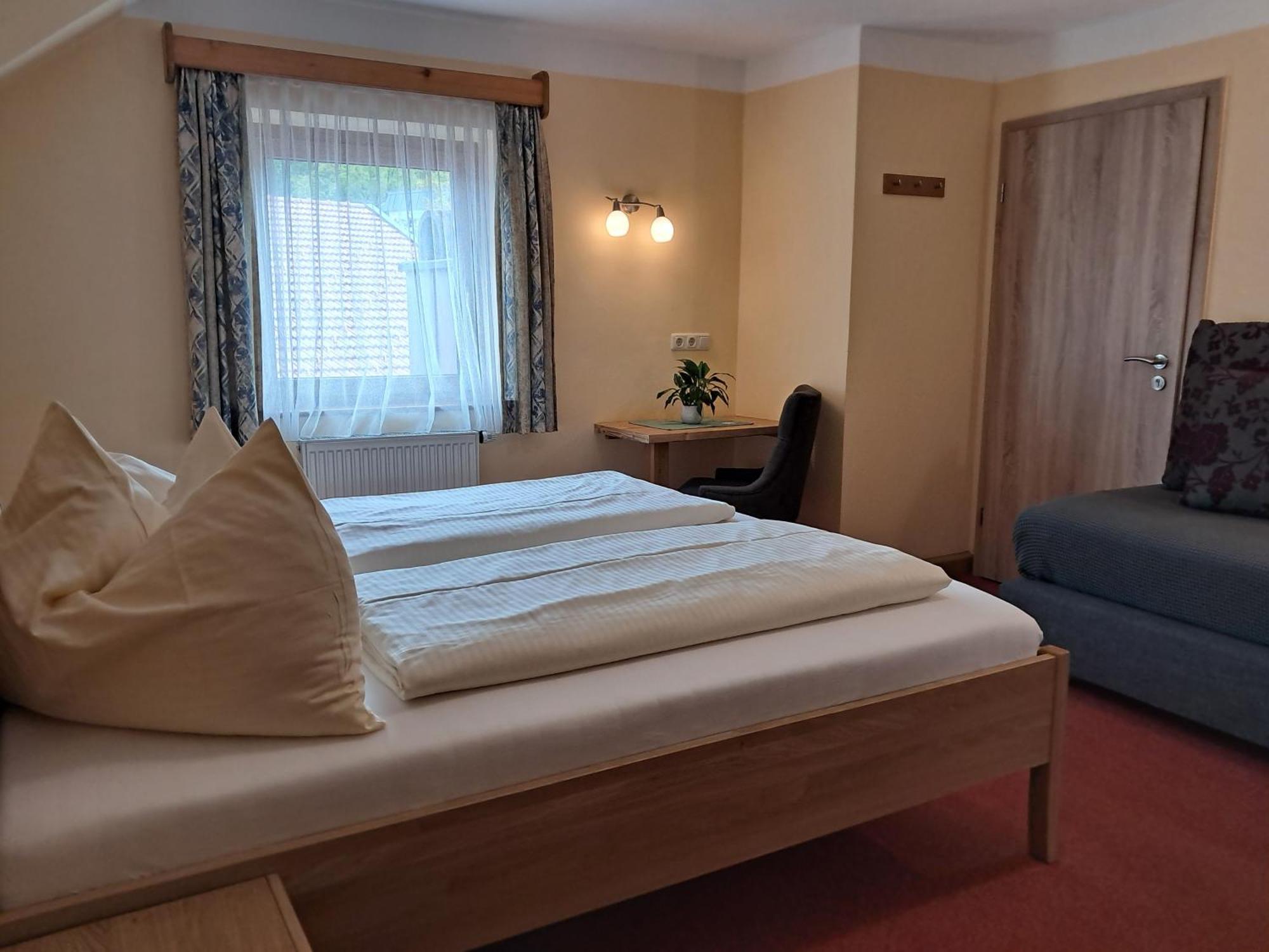 Hotel Garni Edelweiss Siegsdorf Dış mekan fotoğraf