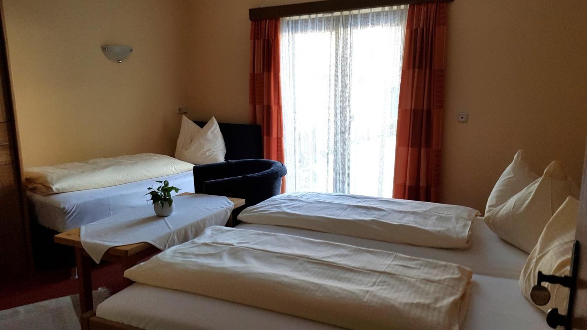 Hotel Garni Edelweiss Siegsdorf Dış mekan fotoğraf