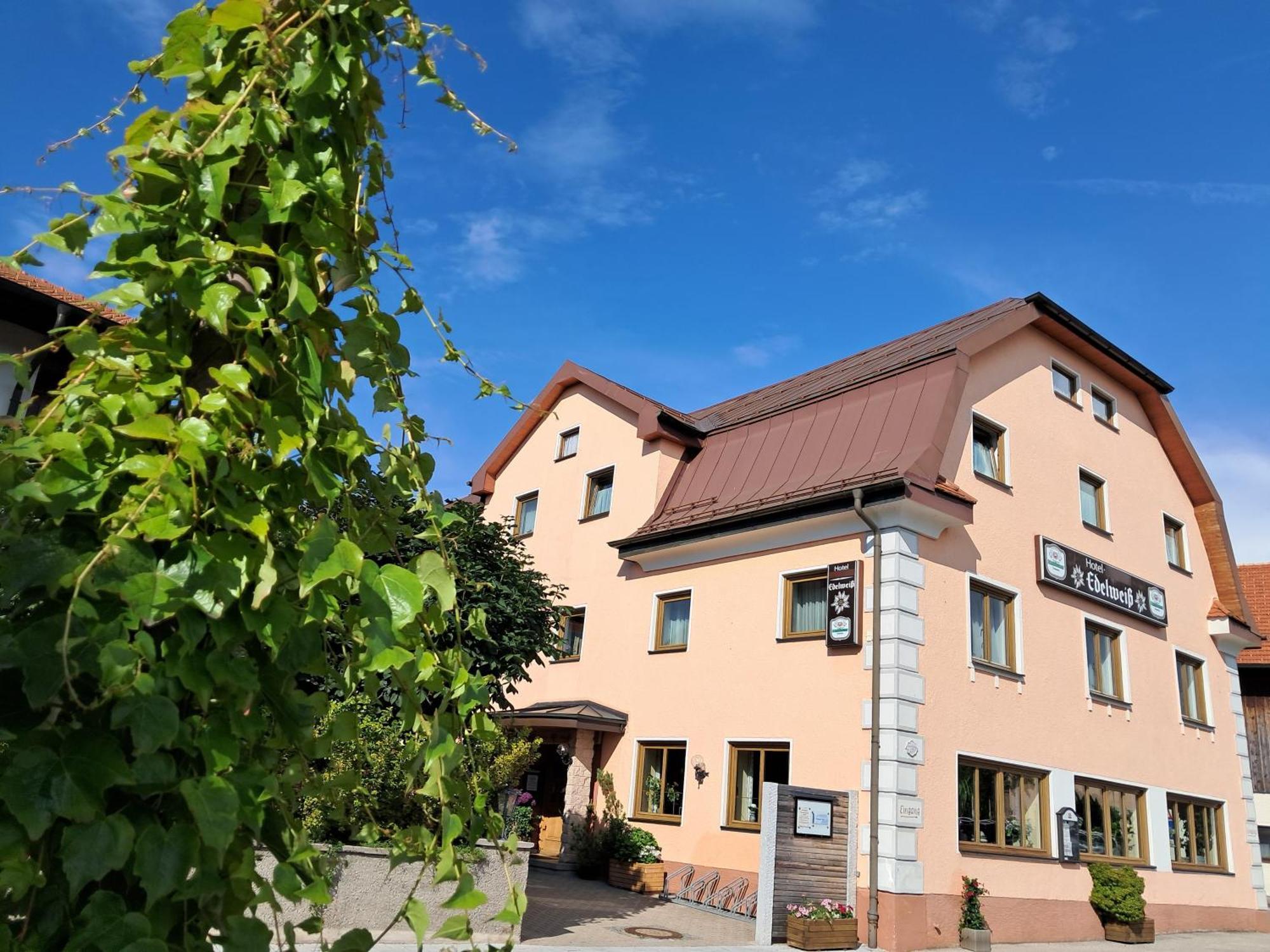 Hotel Garni Edelweiss Siegsdorf Dış mekan fotoğraf